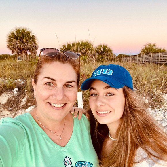 Meet your Posher, Donna - Picture 6 of 7